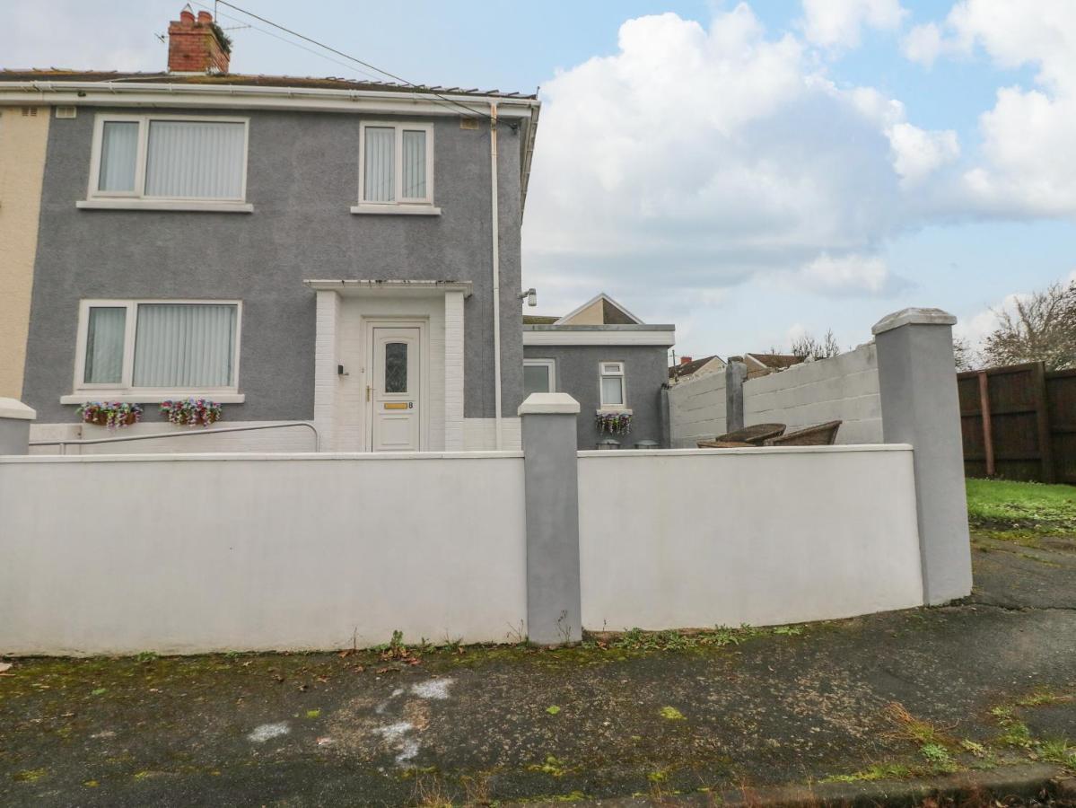 Cwtch Ar Y Mor Villa Burry Port Exterior photo
